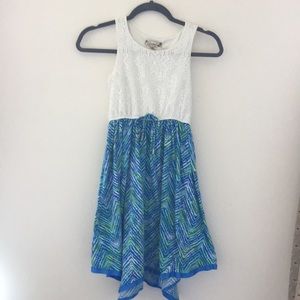 Crochet and Chevron Girl's Dress